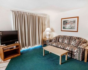 Quality Inn & Suites Bremerton