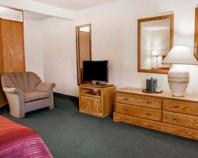 Quality Inn & Suites Bremerton