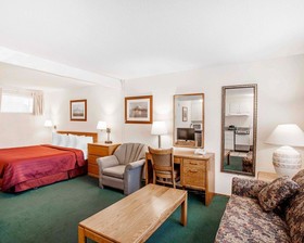 Quality Inn & Suites Bremerton