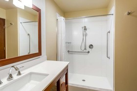 Comfort Suites Burlington Near I-5