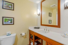 Comfort Suites Burlington Near I-5