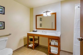 Comfort Suites Burlington Near I-5