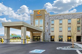 Comfort Suites Burlington Near I-5