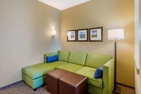 Comfort Suites Burlington Near I-5