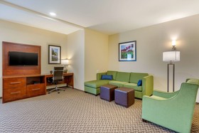 Comfort Suites Burlington Near I-5