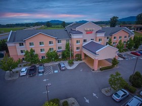 Fairfield Inn & Suites Burlington