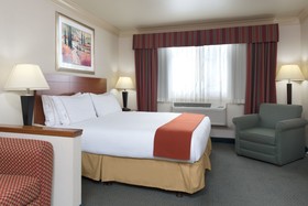 Holiday Inn Express Hotel & Suites Burlington
