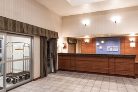 Holiday Inn Express Hotel & Suites Burlington