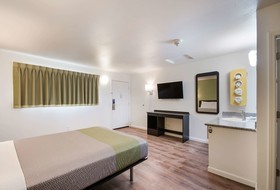 Motel 6 Burlington