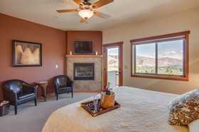 Cascade Valley Inn