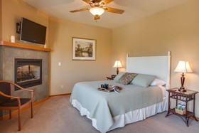 Cascade Valley Inn
