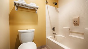 Best Western Plus Park Place Inn & Suites