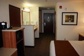 Best Western Plus Park Place Inn & Suites