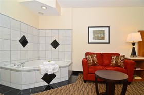Best Western Plus Park Place Inn & Suites