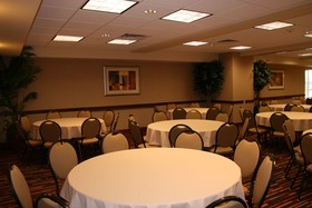 Holiday Inn Express & Suites Chehalis-Centralia