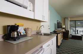 Campbell's Resort