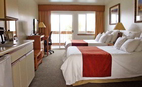 Lakeside Lodge & Suites