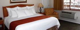 Lakeside Lodge & Suites