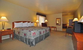 RiverTree Inn & Suites