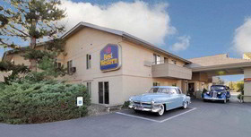 RiverTree Inn & Suites
