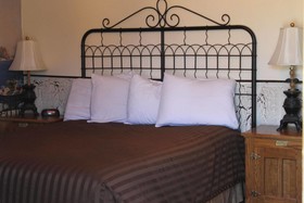 Black Bear Motel