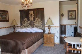 Black Bear Motel