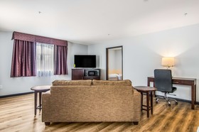 Red Lion Inn & Suites Des Moines