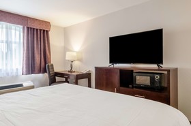 Red Lion Inn & Suites Des Moines