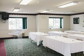 FairBridge Inn & Suites DuPont