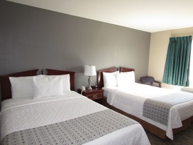 FairBridge Inn & Suites DuPont