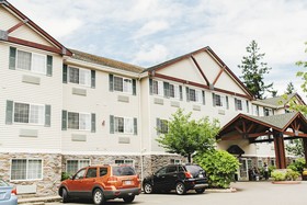 FairBridge Inn & Suites DuPont