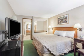 Econo Lodge Edmonds North Seattle