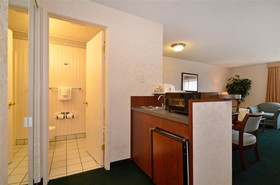 Best Western Cascadia Inn