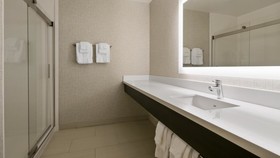 Holiday Inn Express & Suites Everett