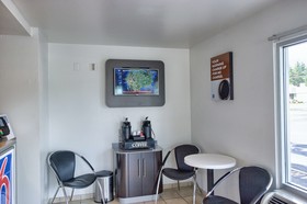 Motel 6 Everett North