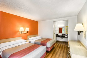 Motel 6 Everett South