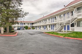 Motel 6 Everett South
