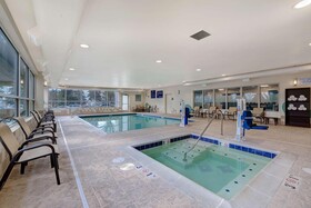 Hampton Inn & Suites Seattle/Federal Way