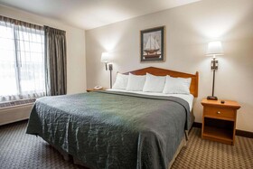 Quality Inn & Suites Federal Way - Seattle