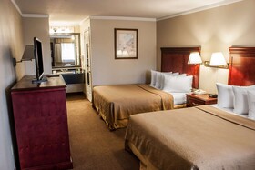 Quality Inn & Suites