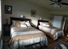 Friday Harbor Grand B&b