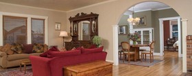 Tucker House Inn & Harrison House Suites