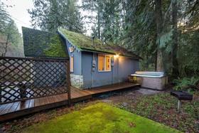 Mount Baker by Mt. Baker Lodging