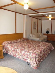 Stevens Pass Motel