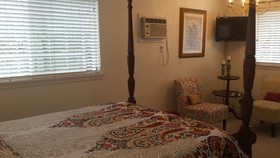 Husum's Riverside Bed And Breakfast
