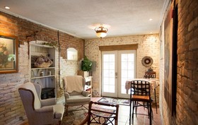Husum's Riverside Bed And Breakfast