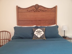 Bush House Inn