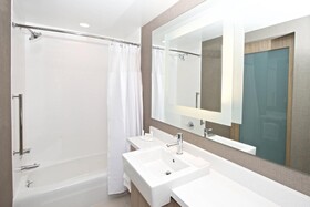 SpringHill Suites by Marriott Seattle Issaquah