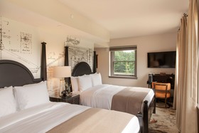 The Lodge at St. Edward State Park