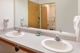 Red Lion Inn & Suites Kennewick Tri-Cities